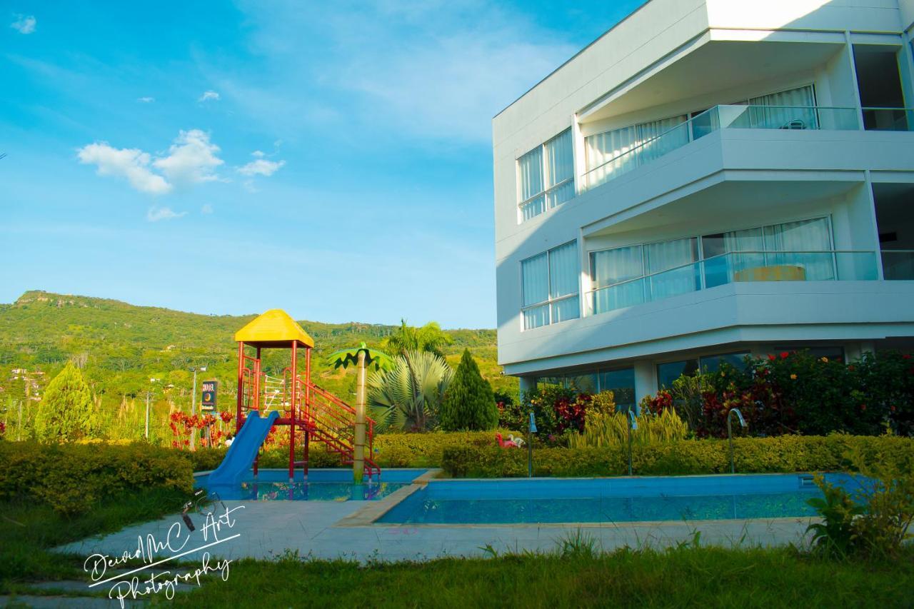 Hotel Palmeras De Luz Моникира Екстериор снимка
