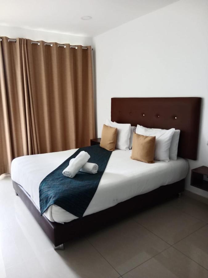 Hotel Palmeras De Luz Моникира Екстериор снимка
