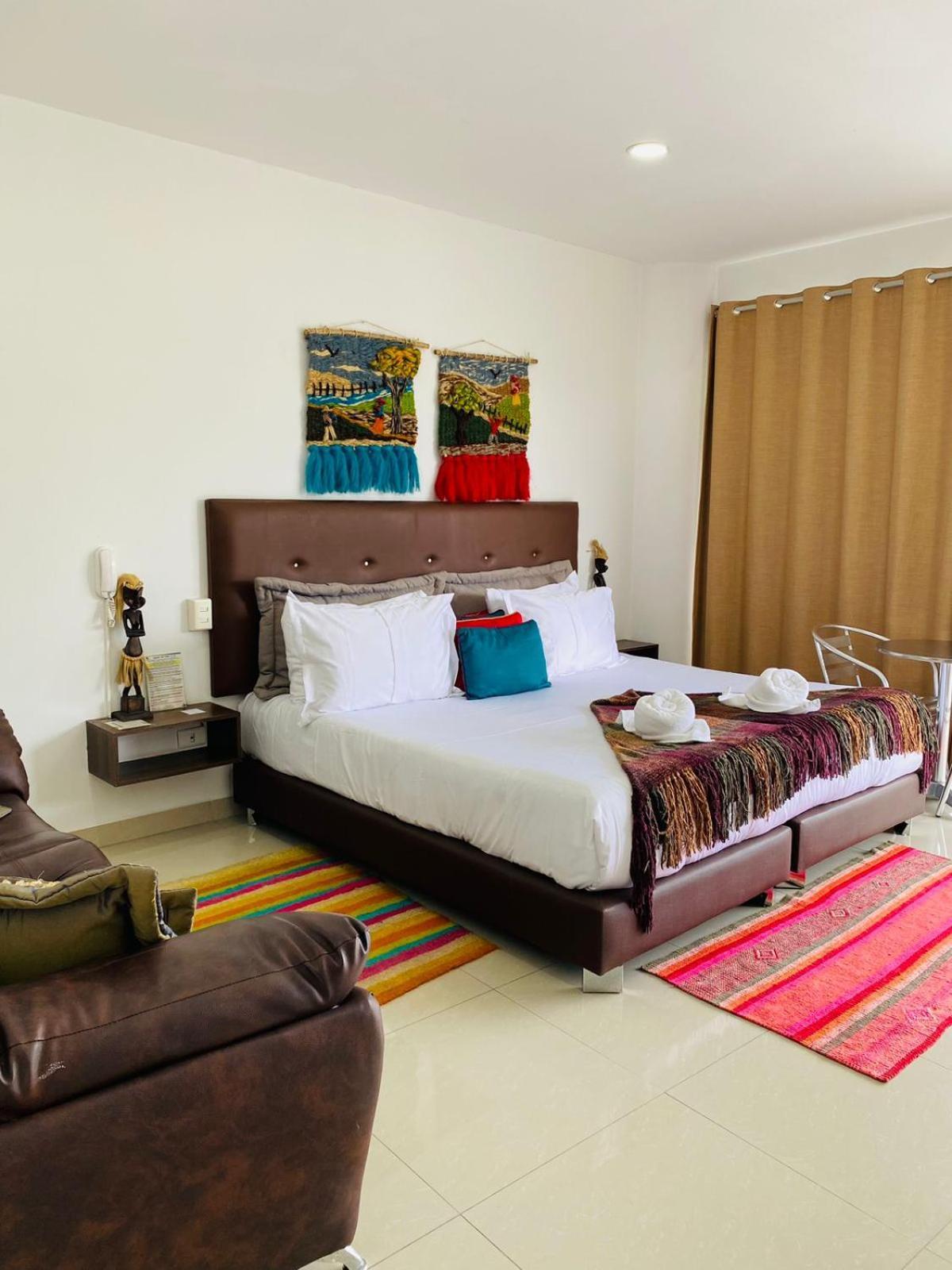 Hotel Palmeras De Luz Моникира Екстериор снимка