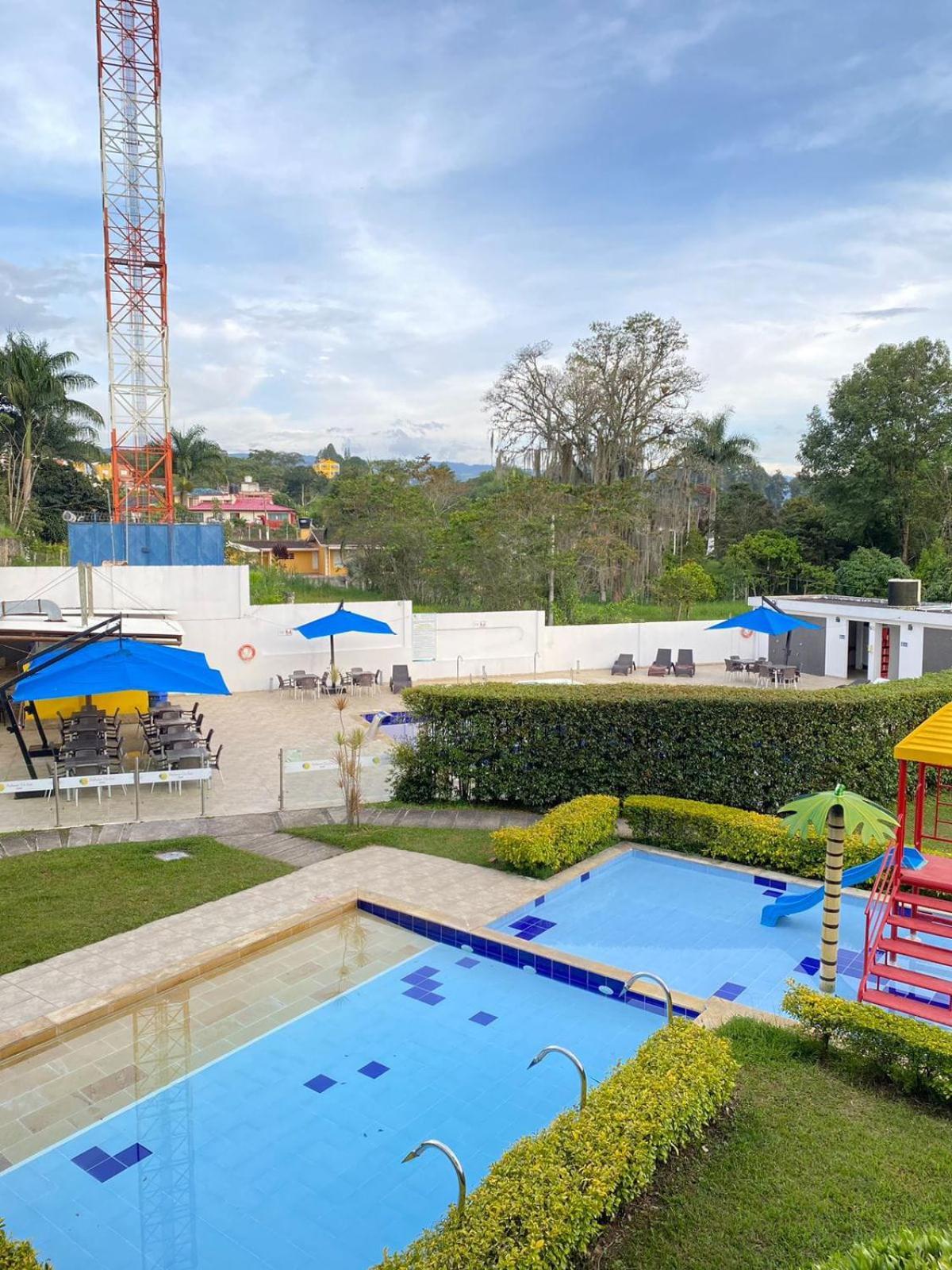Hotel Palmeras De Luz Моникира Екстериор снимка